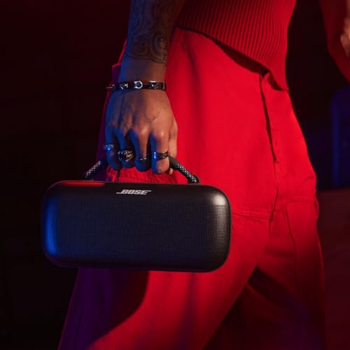 Bose Soundlink Max, Grosse enceinte Bluetooth étanche, Enceinte puissante rechargeable avec jusqu’à 20 heures d’autonomie, USB-C, Enceinte avec entrée auxiliaire 3,5 mm intégrée, Noir – Image 7