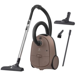 Electrolux 600 Clean, Aspirateur avec Sac, Commandes aux Pieds, 50% de Plastique Recyclé, Filtre Hygiène 12 Lavable, Cordon 12m XXL, EB61C3WBL, Marron